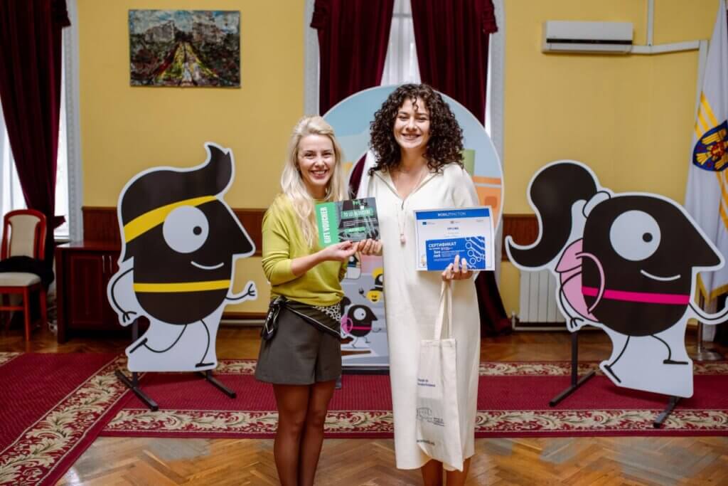 photo_2025-10-06_10-44-53